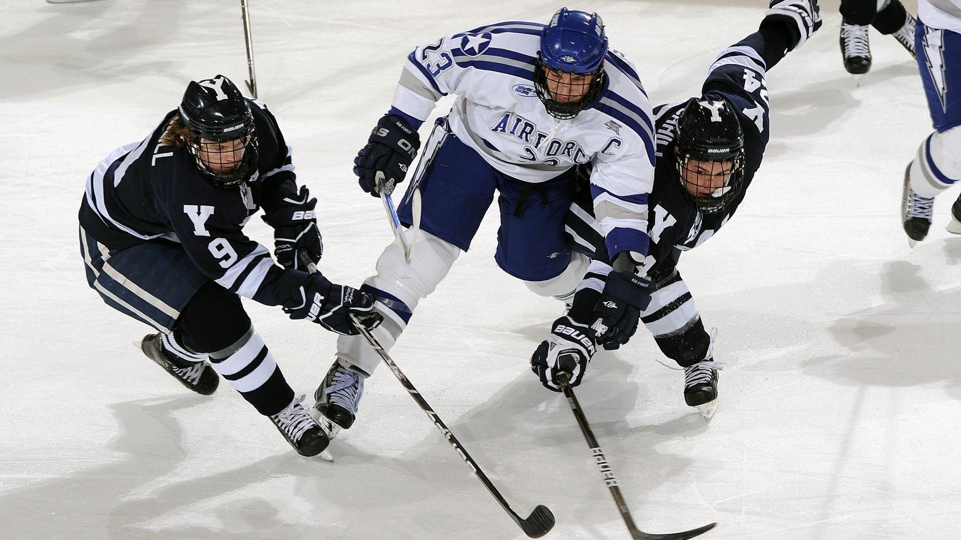 外援离队后影响球队战术连续性未有缓冲方案，外援技术犯规哭了