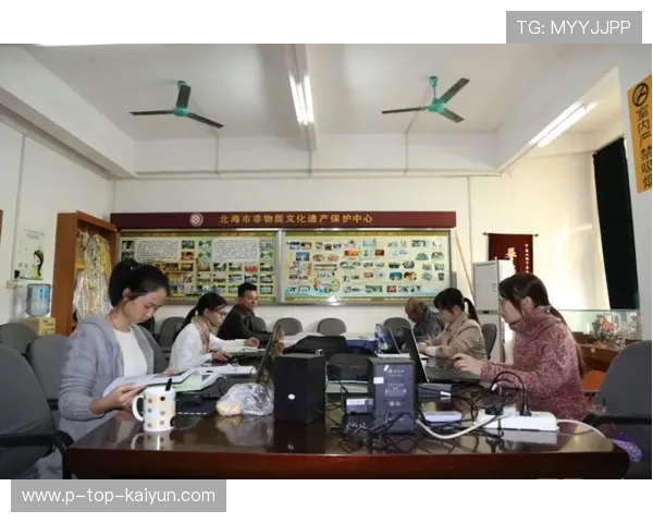 上海申花拉唐中路突破，造点成功——夜色下的胜利序章